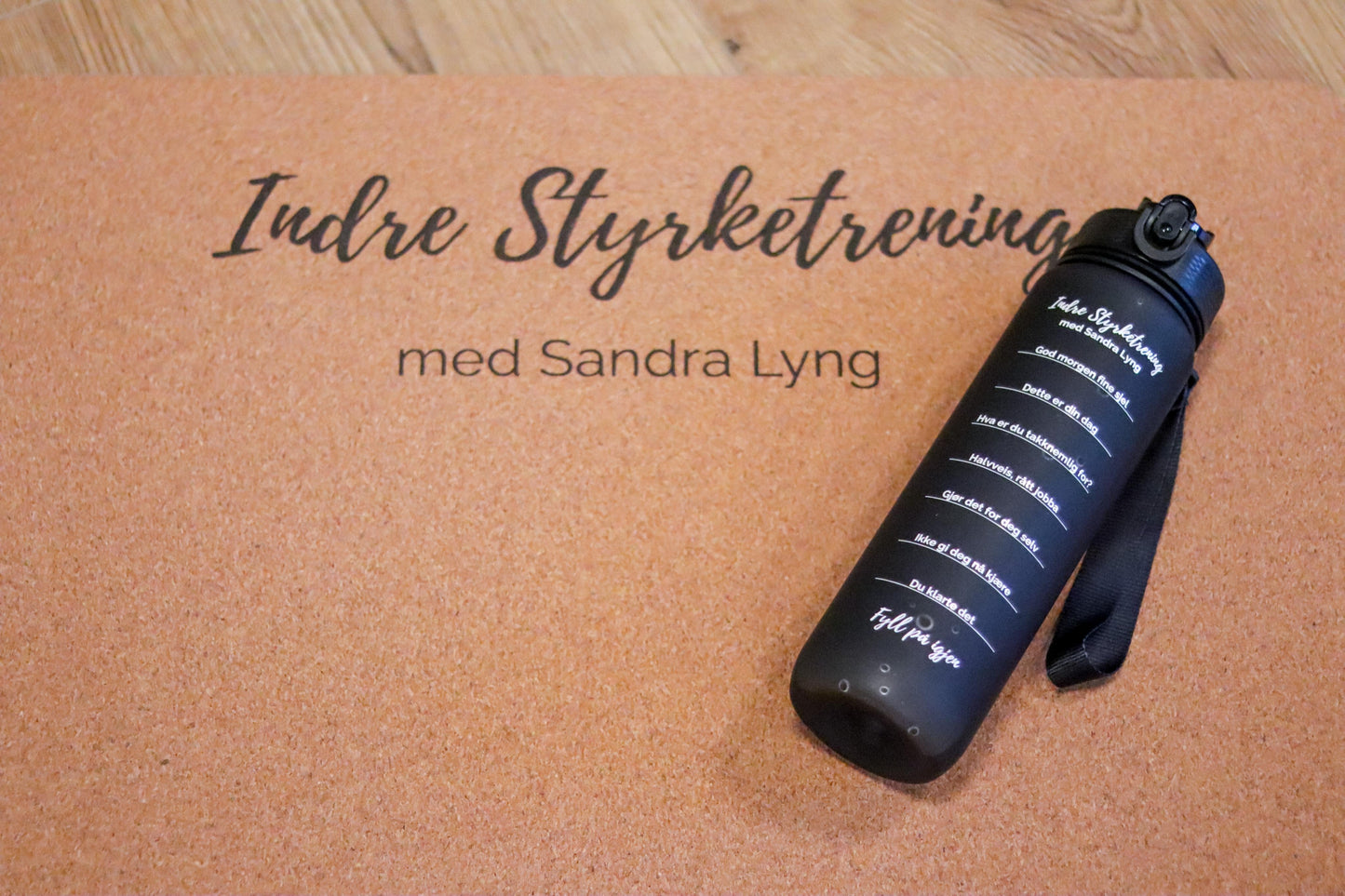 Korkmatta för yogaträning för inre styrketräning