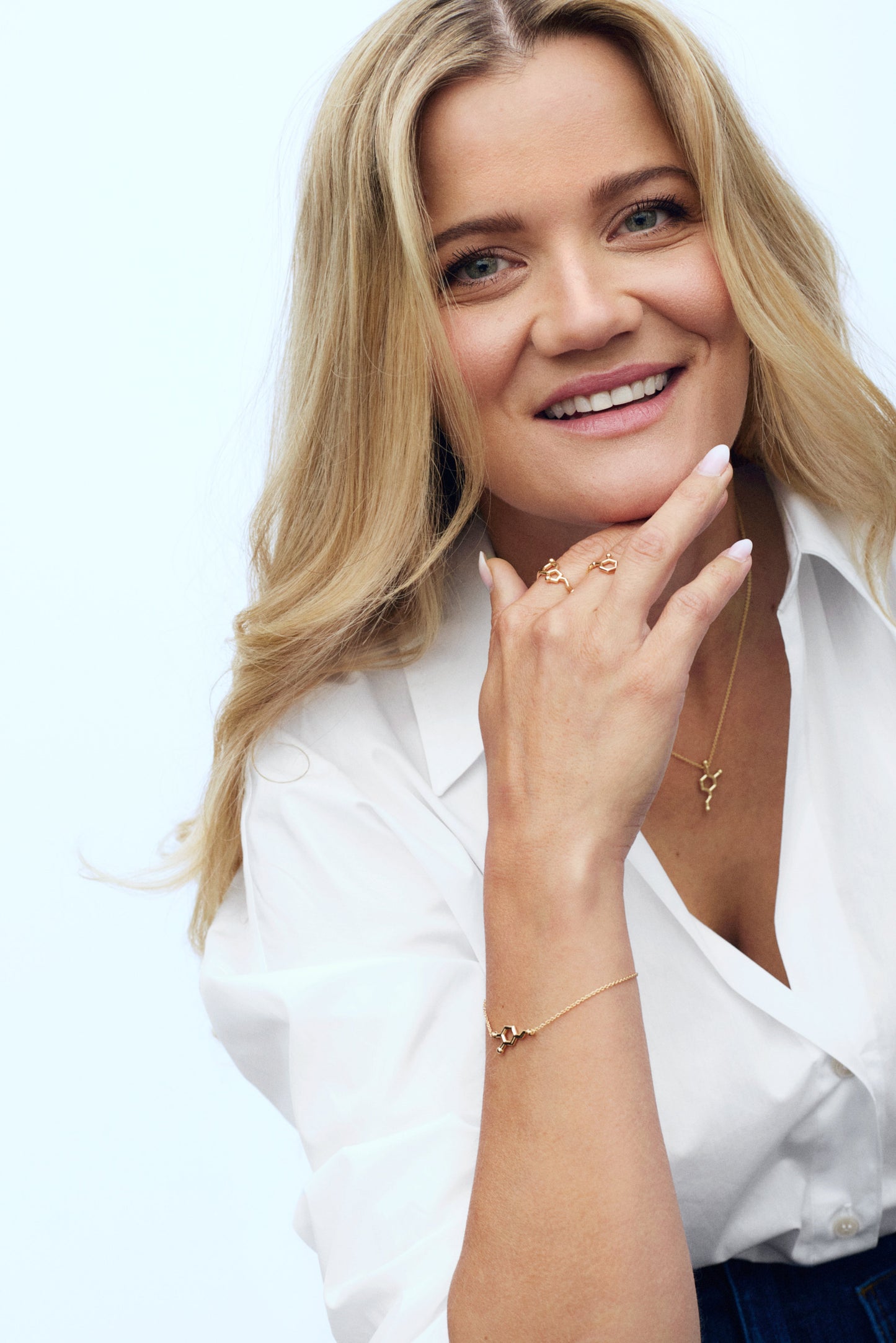 Ring i förgyllt silver serotonin/glädje