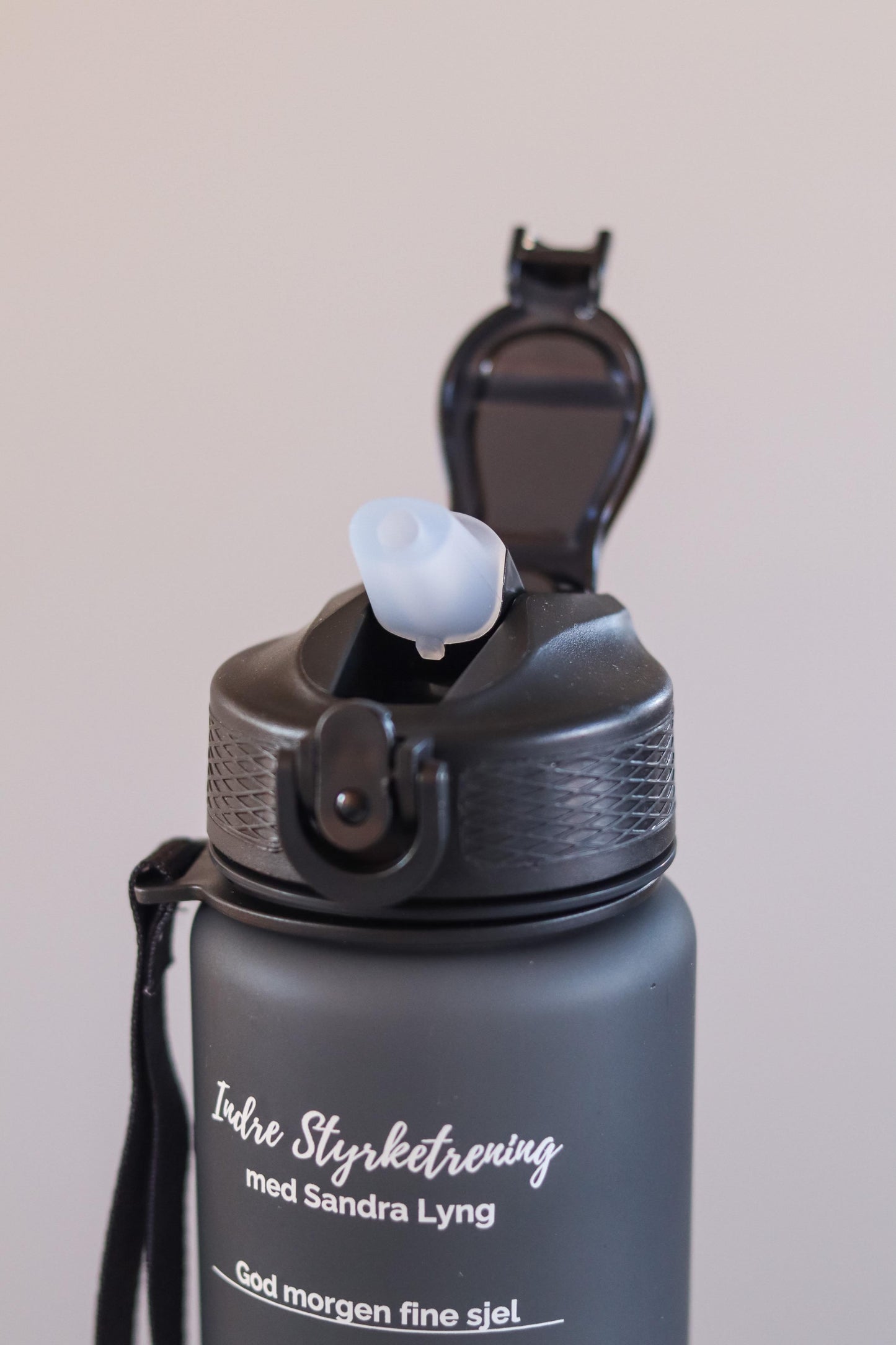 Inre styrketräning Motivationsflaska Svart