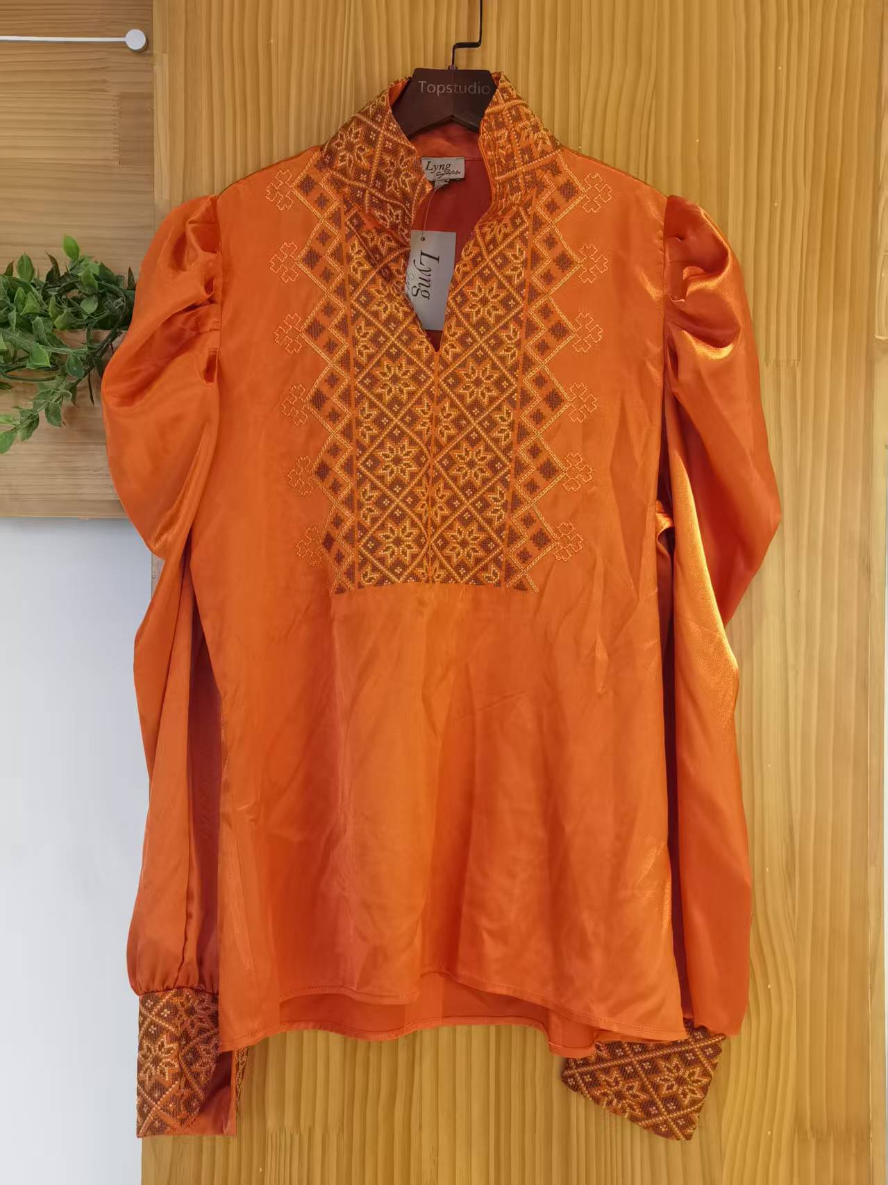 Drömblusen Orange siden