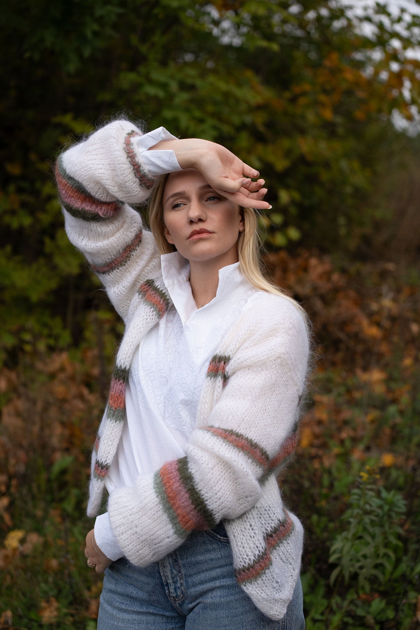 Drömblus Vit med vit broderi