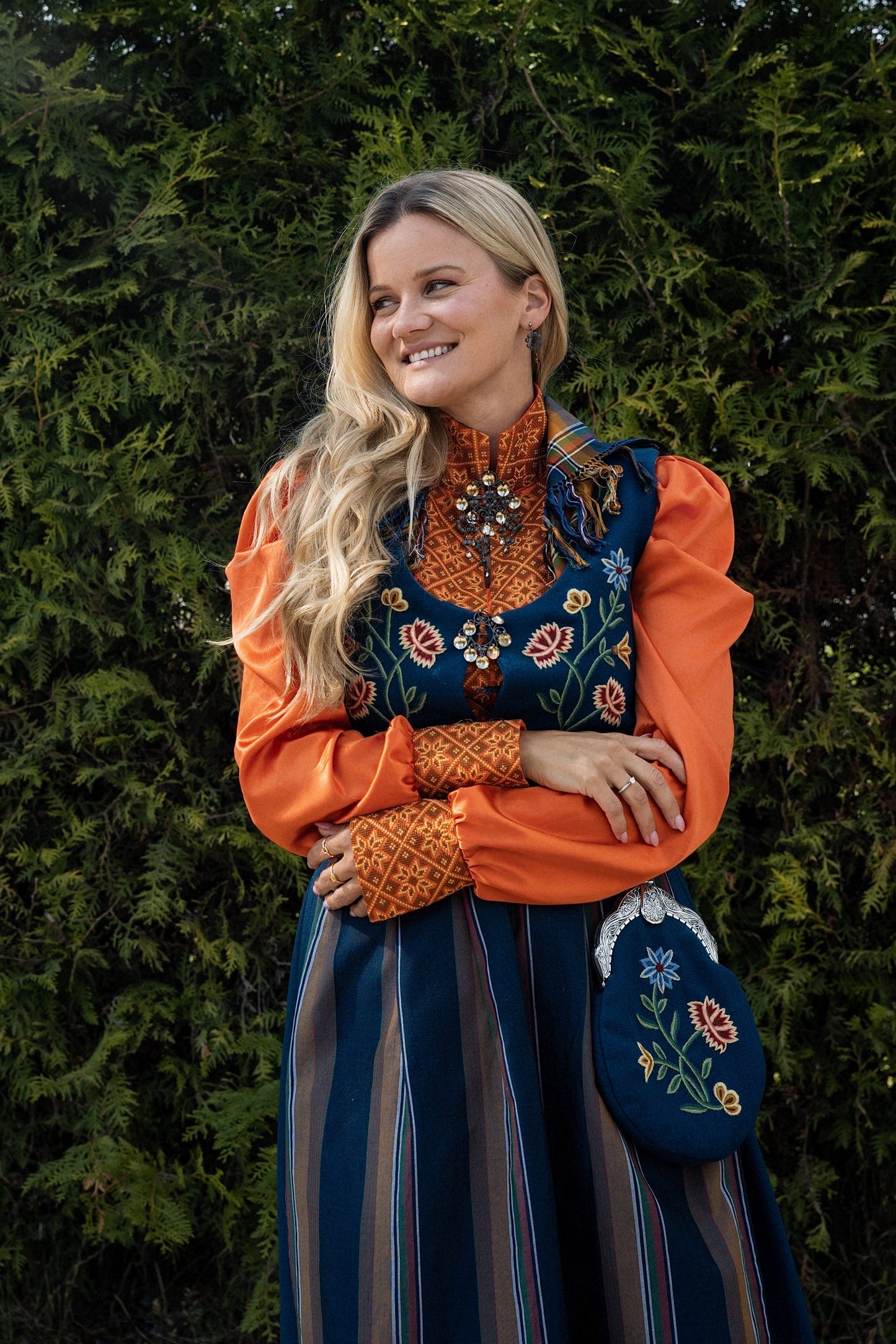 Drömblusen Orange siden